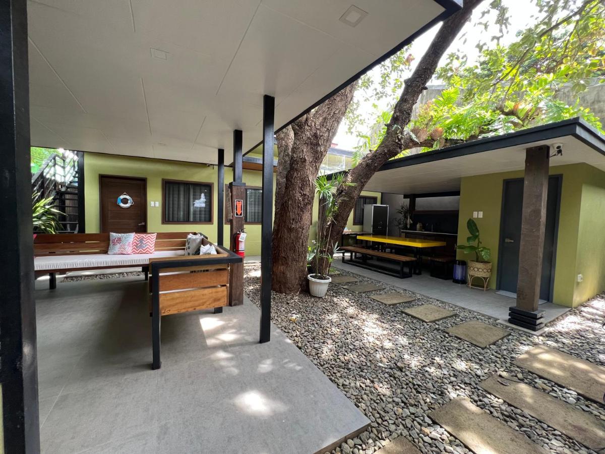 Happy Camper Hostel Coron Exterior foto